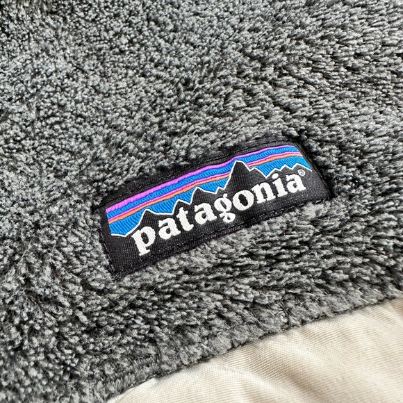Patagonia Fleece Button Up - Picture 2 of 3